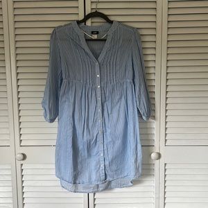 Mid sleeve, H&M white and blue pinstripe blouse with mid length sleeves